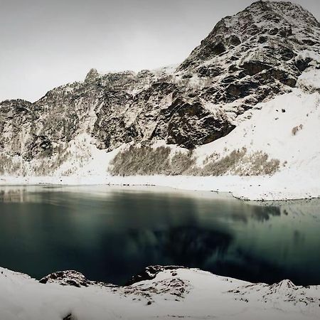 Logement 6 pers au cœur des montagnes pyrénéennes Boutx Extérieur photo