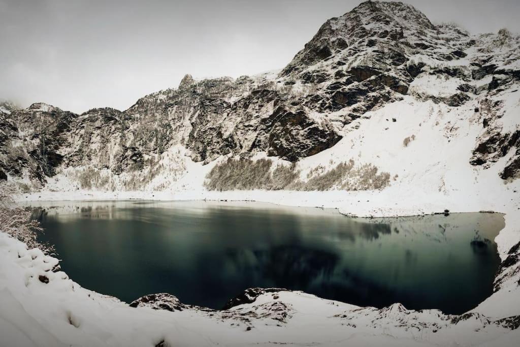 Logement 6 pers au cœur des montagnes pyrénéennes Boutx Extérieur photo