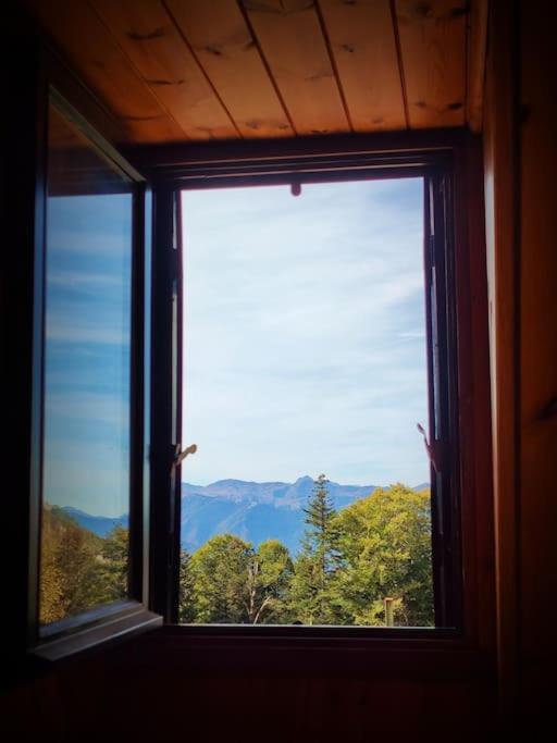 Logement 6 pers au cœur des montagnes pyrénéennes Boutx Extérieur photo